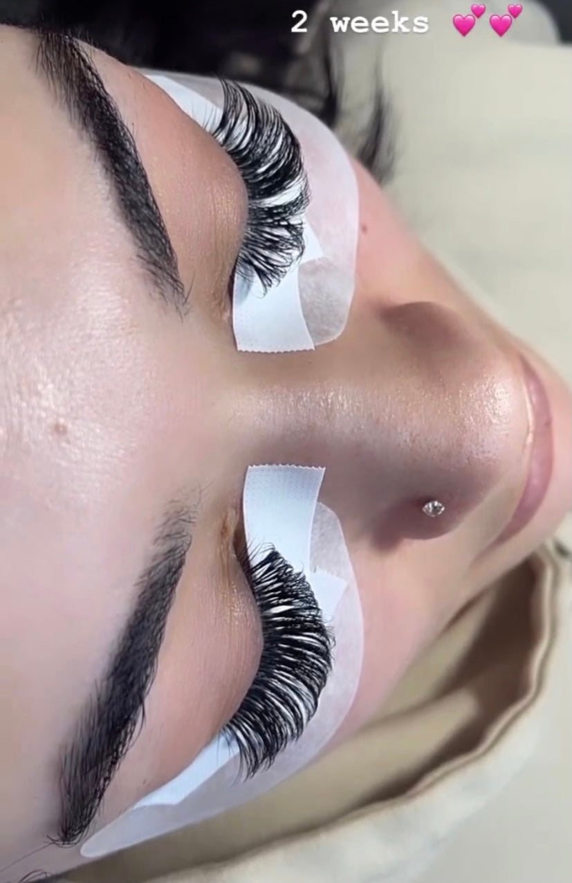 Ultra Hold Lash Adhesive